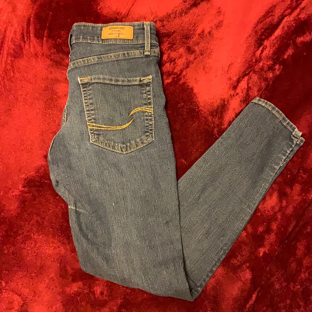 Levi Skinny Jeans size 4